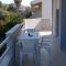 Sunny mountain view apartment with free parking - Miasto Rodos