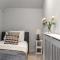 The Old Coach House- luxury Harrogate Home Detached Quite Stylish whole house short walk from the Conference- town centre