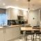 The Old Coach House- luxury Harrogate Home Detached Quite Stylish whole house short walk from the Conference- town centre