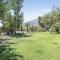 Deluxe little cabin 2 min stroll to Kern River - Кернвилл