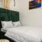 Discover 8-Bedrooms Lakeside Apartment Living Free WiFi And Well Secured
