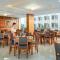 Sunny Ocean Hotel & Spa