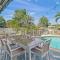 House w/ heated pool in Naples 5 min to beach