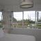 AHIPARA GOLDENSANDs