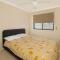 Fantastic Buddina Duplex
