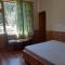 Gazing Moon Homestay - Shamshi