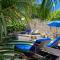 OASIS Penthouse with private garden & shared pool