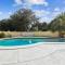 Luxurious Spacious Modern House w/ AC + Pool - تامبا