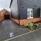 Spacious 3-bed Luxury Maidstone Kent Home - Wi-Fi & Parking - Kent