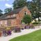 Garden Farm Cottage - Ilam