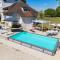 Crazy Villa Radar 89 - Heated pool - Multisports field - 2h Paris - 30p - Saint-Cyr-les-Colons