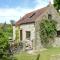 Grange Farm Cottage - Barton in the Clay