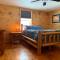 Cozy Creekside Cabin in the heart of Hocking Hills - Laurelville