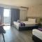 Embryo Hotel 