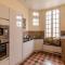 Le Manoir des EMBRUNS 14P - Location N1- Terrace- public parking 2 min