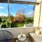 Wunderschöne Altbauwohnung mit Balkon - 102 qm