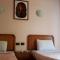 New Pola Hotel