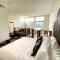 BRAND New Upscale Home- BEST location! - وايتفيش