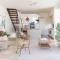 The Hill Street Villa offers private pool in stylish unit