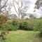 The Black Cockatoo - Secret Garden Treetops Home - Katoomba