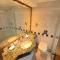 Amorosa Beach Villa 14