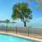 Little Coastal Haven apartment with a pool! - Cannonvale