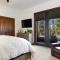 Ultimate Luxury Residence with Extras Galore across from Heavenly Village & Gondola - Zalanta Resort - South Lake Tahoe