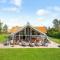 Stunning Home In Hadsund With 5 Bedrooms, Sauna And Wifi - Helberskov