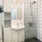 1 Bedroom Lovely Apartment In Nexø - Strandby Gårde