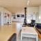 Awesome Home In Vinderup With Wifi