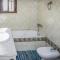 Stunning Home In El Gastor With Wifi