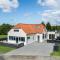 Gorgeous Home In Blvand With Indoor Swimming Pool - Blåvand