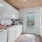 Beautiful Home In Rm With Kitchen - Kongsmark