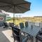 Holiday Home Henriettevej Hvide Sande Ix - 比耶勒高