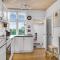 Six-Bedroom Holiday Home In Bagenkop