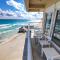 Paradise Beachfront & Nightlife Heart