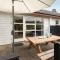 Nice Home In Humble With Wifi - Humble