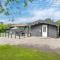 Beautiful Home In Farsø With Kitchen - Myrhøj