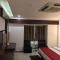 Pearl Hotel & Banquets Ahmedabad - أحمد آباد