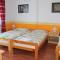 Rooms4Young