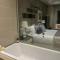 Sandton Skye Executive Suite - With inverter - Johannesburg