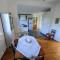 Walnut Cottage via Leongatha