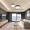 Y COLLECTION by UH FLAT OSIRIA