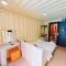 Retro Box Hotel Chumphon