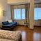 accogliente camera con bagno privato