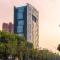 Holiday Inn Express Yangjiang City Center, an IHG Hotel - Янцзян