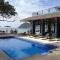 Phi Phi Long Beach Resort & Villa