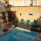 Maison Toscane in a remarkable village - heated pool, jacuzzi, billiard & ensuite luxury bedrooms - Terraube