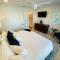 Pass-A-Grille Luxury Pool Sleeps 10 - St Pete Beach