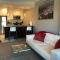 Amicable, Cozy, High Speed Internet, Sleeps 2 Riverview Downtown Apartment